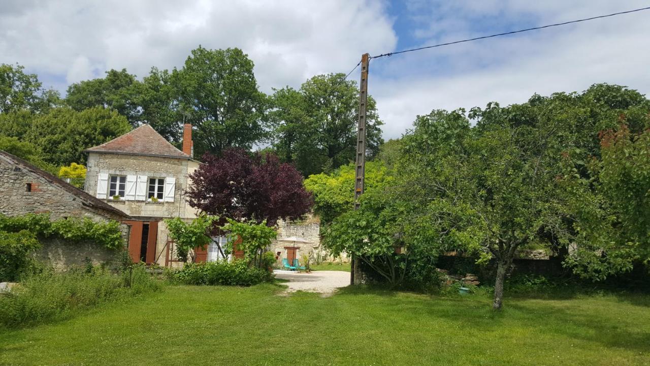 Gite De La Pivarderie Senille Kültér fotó